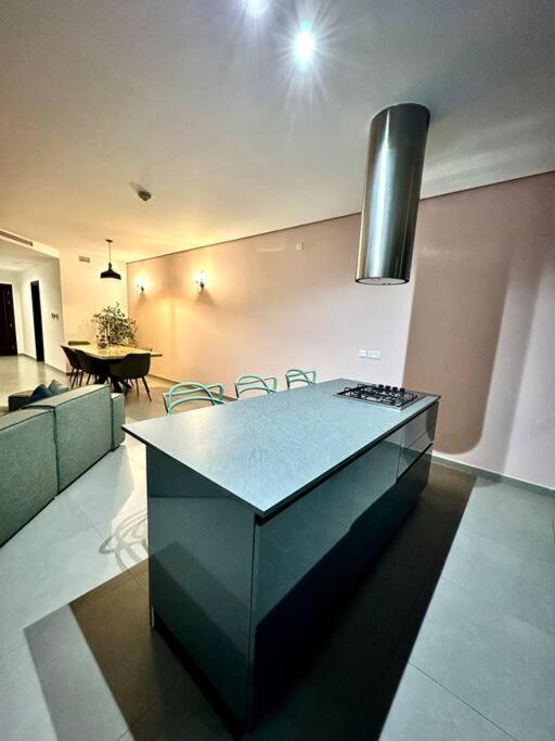 Stunning 2Br Apt In St Julians Сент Джулианс Экстерьер фото