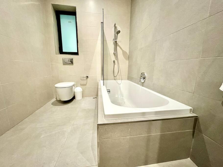 Stunning 2Br Apt In St Julians Сент Джулианс Экстерьер фото